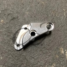 CJ Ebike 200 27mm 卡鉗座 對四卡鉗 微型電動車改裝 提升制動性能, 1個, 銀 Silver