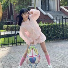 輕便桃心戶外徒步登山雙肩包大容量露營旅行休閒書包學院風書包女, 黃白色