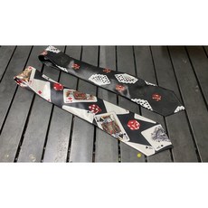 808 MAGIC 魔術道具 撲克牌領帶 造型領帶 飾品 裝飾 配件 造型 互動 專業 把妹 抖音 短片 大仙, 1個