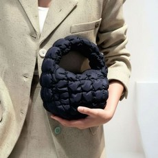 HSB] 휘뚜루마뚜루 데일리백 퀼팅 패딩 손목 가방 lsj1108