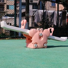 유치원 놀이기구 어린이집 실외 균형 야외 장난감 놀이터 시소 기구, 핑크 게(125x30x36cm)