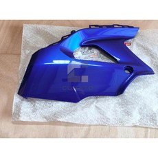 R15 V4 下導流罩 側殼 側蓋 BCW-F8385-00-P1 BCW-F8395-00-P1 亮藍, 1個, 左邊