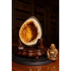 【天然黃金恐龍蛋】迷你聚財鎮宅擺件 晶簇飽滿 能量滿溢, 黃水晶