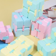 언니네 인피니티큐브 색상랜덤 무한큐브