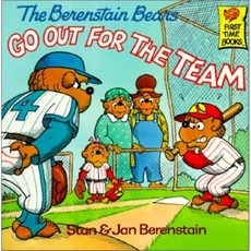 The Berenstain Bears Go Out for the Team : How the Past Can Improve Our Future, Random House Books for Youn...