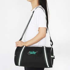 나이키 스몰 더플백 운동가방 헤리티지 레트로 더플백, 상세설명참조, 1, 블랙+스타디움 그린, 1개