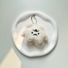 화이트 인형 키링 스트랩 에어팟 버즈 아이폰 16 케이스 갤럭시 카드 액정필름 투명 젤리 실리콘, 1개, KL3 화이트