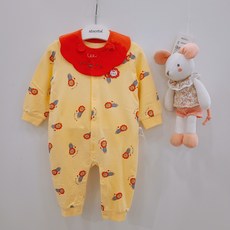 압소바 가을 이월 상품 초특가 신생아 백일 돌 귀여운 아기사자 프린트 턱받이 탈부착 가능한 가을부터 봄까지 아기 외출복 리터 턱받이 우주