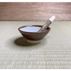 日本陶製手繪磨鉢附日本山椒木, 1個, 琥珀