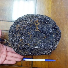 §能量礦石§ 印尼隕石 Agni Manitite 火山玻璃 6860克 俗稱印尼天狼星 烈火石 黑隕石 古黑曜石