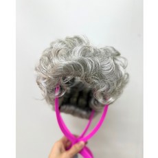 台灣現貨秒出 中老年花白假髮 舞台演出老人假髮 短捲髮 表演用假髮 表演道具假髮 老奶奶假髮, #偏白款, 1個