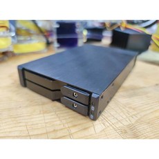 小白的生活工場 ELS N-22 NVMO 高階含散熱模組U.2 SSD抽取盒(可安裝兩顆硬碟), 1個