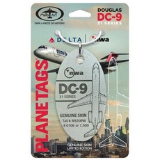Planetags Douglas DC-9 31 Series 飛行紀錄鑰匙圈, 1個