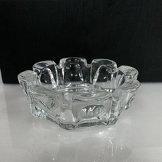 COHIBA Santa Damiana 菸灰缸 多款造型, 1個, 花紋玻璃杯