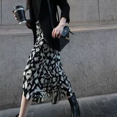 라벨리아 팡쿠 플라워패턴 피쉬스커트 언발롱스커트 우아한 찰랑