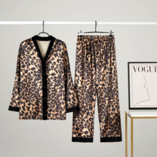 섹시한 레오파드 호피 벨벳 잠옷 미시패션 파자마