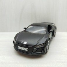 宅米吉 1:32 奧迪 AUDI R8 消光黑 合金模型車 聲光迴力車, 1個