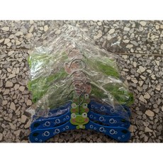 兒童彩繪木質卡通衣架九支組，可愛造型，安全耐用，激發想像力，輕鬆整理兒童衣物, 1個