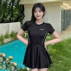 連身泳裝 女款 夏季運動風 藏肉修飾身形 顯瘦 溫泉度假保守連體泳衣