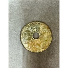 古玉青玉獸面雙面雕玉璧, 1個