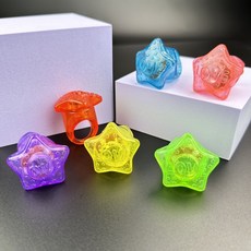兒童發光戒指玩具：TPR軟膠LED草莓閃光星星戒指燈，派對小禮品首選, 透明軟膠戒指-五角星