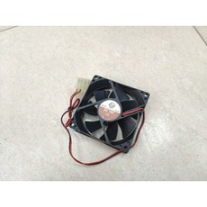 GLOBA WIN NCB 8公分DC 12V軸承風扇 2200轉低噪音 大4pin接頭