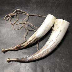 專業黑氂牛角喇叭牛角號，法師銅嘴道教法器，道士常用儀樂器，牛角吹號角道傢用品, 非洲牛角號掛繩款40到45厘米
