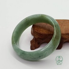 米珈MICHIA 翡翠平安鐲 細糯種淺藍底飄油青帶藍花寬版玉鐲, 1個
