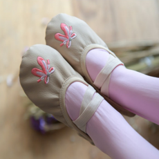 에스와이 여아 유아 리본자수 가죽 발레슈즈