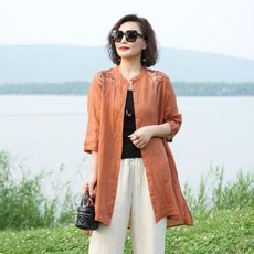 여성 레트로 자수 린넨셔츠 봄과 여름 복고풍 수 놓은 코튼 린넨 셔츠 스탠드 칼라 중간 길이 기질 고귀한 어머니 캐주얼 자켓