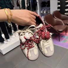 小泡芙鞋花 德訓鞋裝飾配件 彩色小花DIY蝴蝶結鞋帶裝飾品, 斑點蝴蝶結鞋釦+紅色斑點蝴蝶結鞋釦各一個