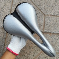 自行車 坐墊 單車 鞍座 中孔 透氣 v l 車座, 如圖所示, 1個