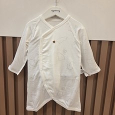 아가방 초특가세일 ~~ 보들보들 부드러운 수플레원단 남녀공용 ~~ 쌀쌀한 봄 가을 겨울 입기적당하 배내가운~~신생아 배내가운~~