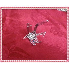 台灣製造《L型伸縮彈性布專用同步壓布腳壓腳》適用直線型仿工業縫紉機/車樂美兄弟 Brother 縫紉機, 1個