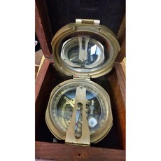 英國古董市集 銅製指南針含木盒, 1個