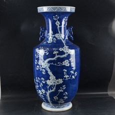 手繪藍底冰梅雙耳大花瓶 高61cm 口28cm, 如圖所示