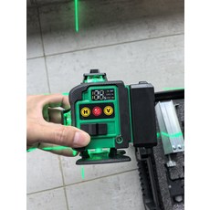 16線綠光水平儀 遙控 高精度 牆地兩用, 1個