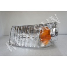 RUN SUN 車燈 車材 全新 三菱 13-18年 堅達 五期 原廠型 小燈 四孔, 1個, 駕駛邊