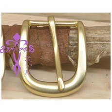 安提帕斯手工皮革 銅製3008馬蹄型皮帶頭(30mm黃銅色), 1個
