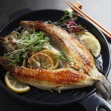 여수 반건조 손질 우럭 맛좋은 우럭탕 우럭소금구이, 3개, 200g
