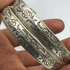 手工銀鐲子一對 民族風 雕花實心 兒童復古手環