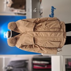 [디즈니골프] 여성 리얼폭스퍼 후드 구스 다운 코트 베이지 HM4LJP082BG