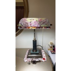 馬賽克玻璃檯燈 銀行燈 美式鄉村風桌燈 復古檯燈 床頭閱讀燈，臥室床頭閱讀燈，營造溫馨復古氛圍