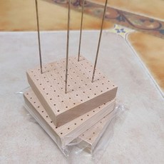 手工編織鈎編花片定型器 毛綫定位洞洞闆鈎針, 方形實木定位闆 10x10 送四根