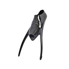 C4 300蛙鞋腳套 包含原廠螺絲組件，提升游泳效率與舒適度，多種尺寸選擇