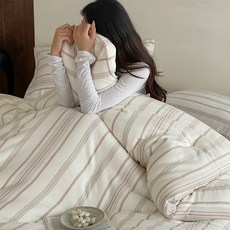 KURUA 스트라이프 고밀도 먼지없는 사계절 부드러운 워싱 차렵이불 세트