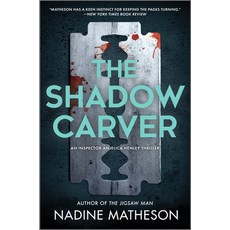 (영문도서)The Shadow Carver Hardcover, Hanover Square Press, English, 9781335000354