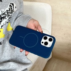 防摔適用果粉16pro液態硅膠手機殼細圈磁吸膚感iPhone17pro保護殼