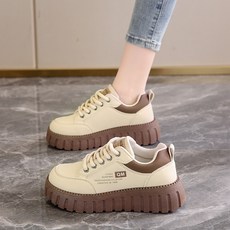 여성 겨울 경량 캐주얼 스니커즈 편안한 착용감 가벼운 플랫폼 운동화 스커트와 매치하기 좋은 다재다능한 스타일 가성비운동화