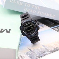 男士運動電子錶，夜光鬧鐘日曆功能，耐用塑料外殼